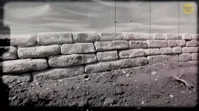 Video thumbnail for Farmers Found a Wall Beneath Texas   Experts Can t Explain It(720P HD)