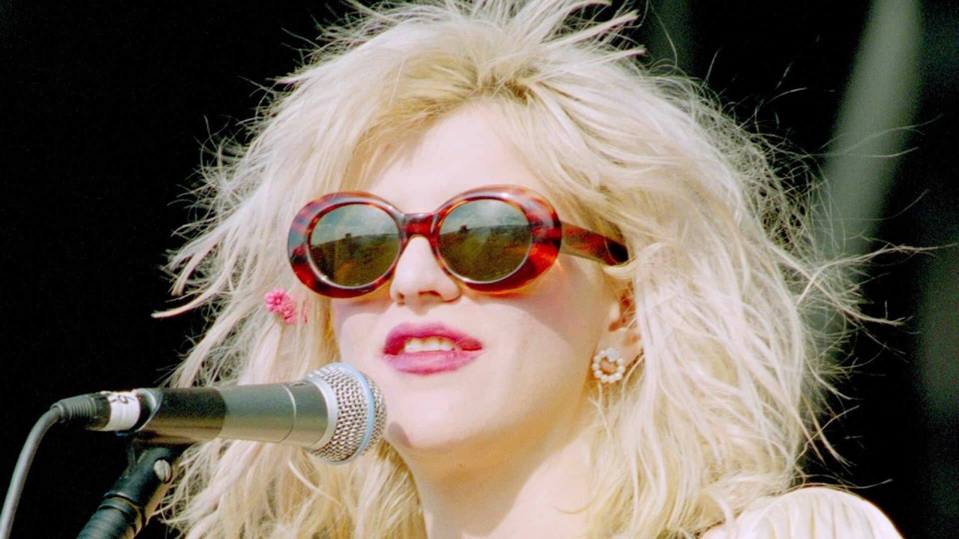 Video thumbnail for Rock Frontman Replacements You Might Not Know Happened