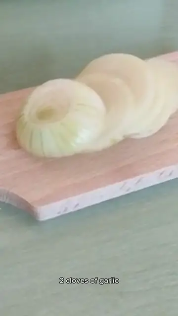 Video thumbnail for mashed cauliflower recipe