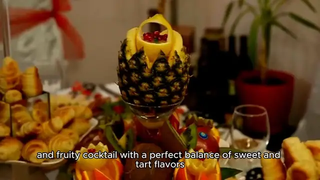 Video thumbnail for french martini recipe