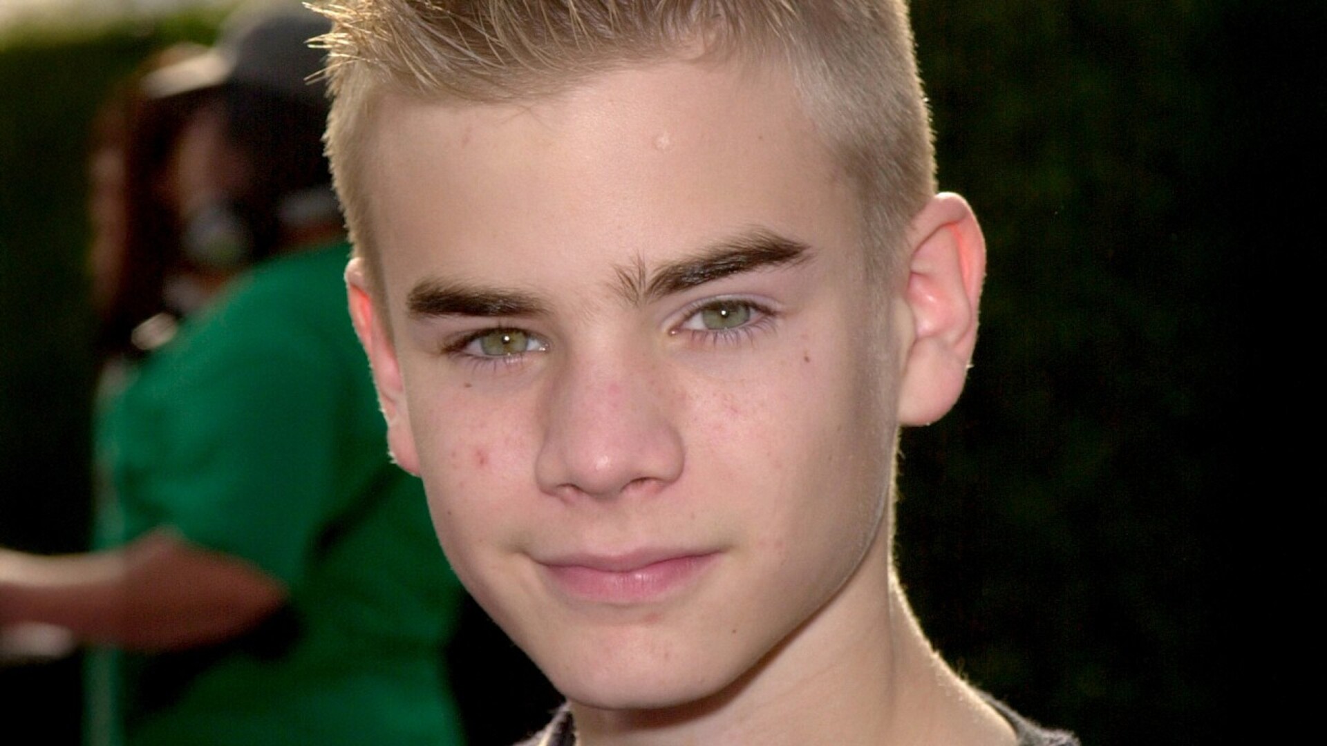 Video thumbnail for Whatever Happened To 7th Heaven's David Gallagher?