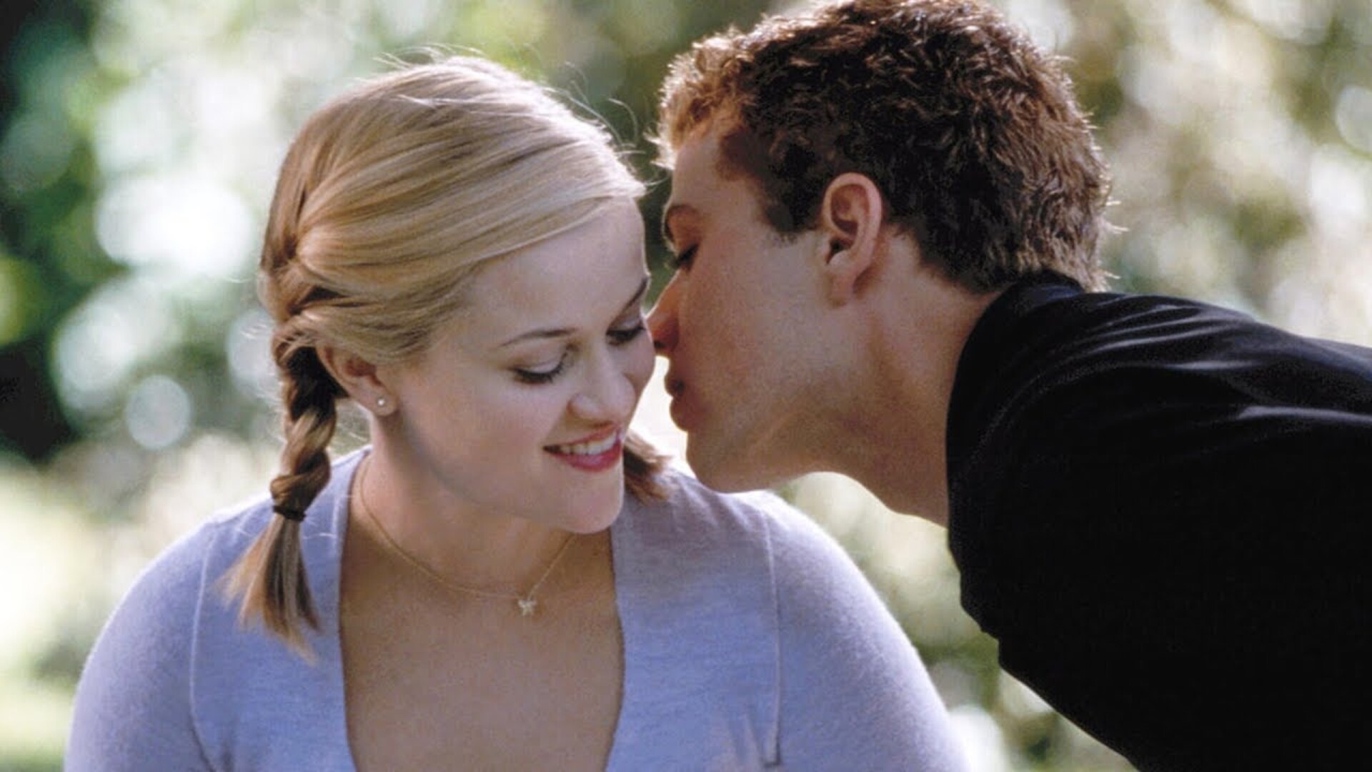 Video thumbnail for Things You Only Notice In Cruel Intentions As An Adult