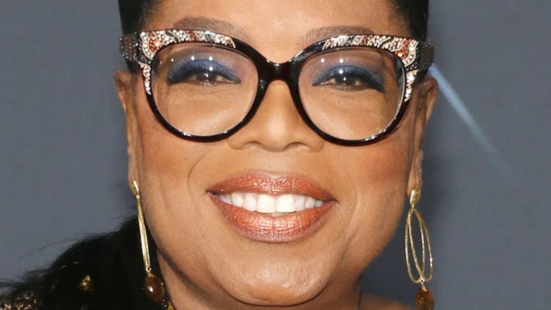 Video thumbnail for The Story Of Oprah's Childhood Is Just Sad