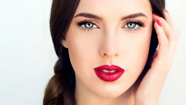 'Video thumbnail for The Makeup Colors You Really Need For Your Skin Tone'