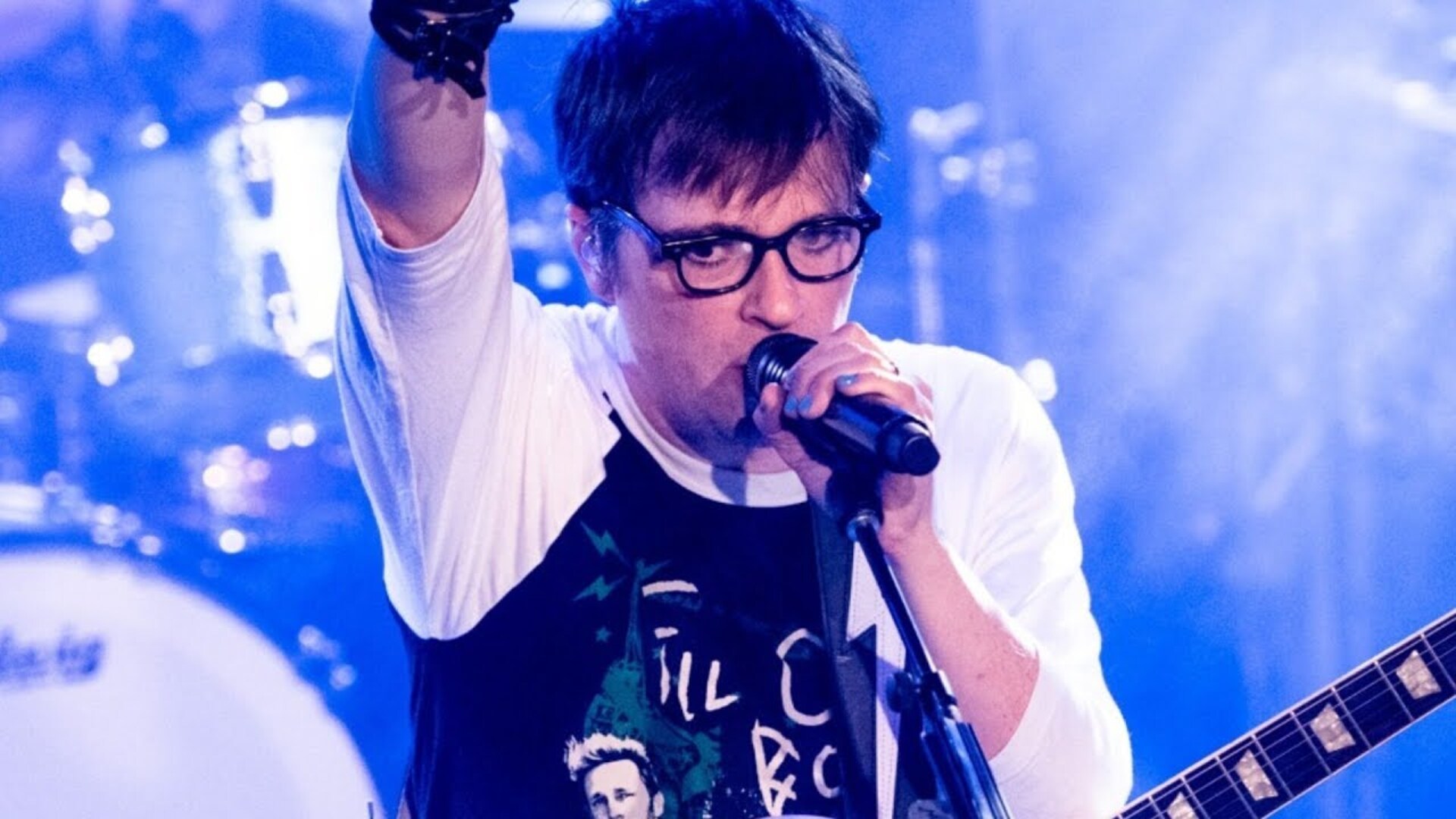 Video thumbnail for The Untold Truth Of Weezer