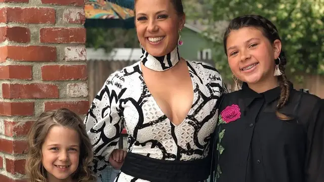 'Video thumbnail for Everything We Know About Jodie Sweetin's Daughters'