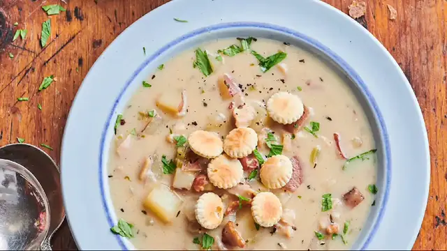 Video thumbnail for Clam chowder recipe