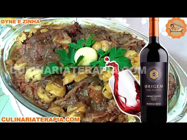Video thumbnail for Como Fazer Carne ao Molho de Vinho Tinto e Champignon Cozida na Panela de Pressão
