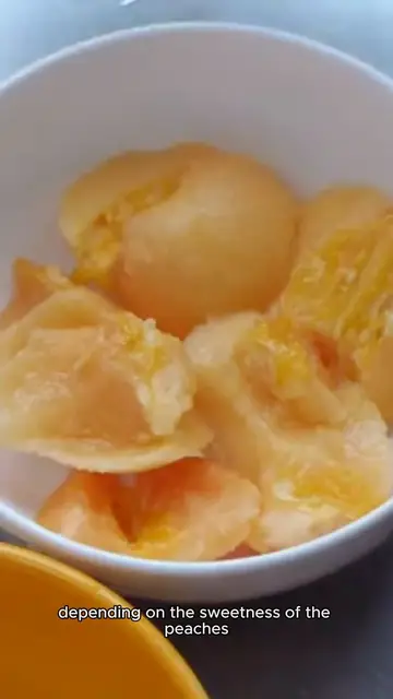 Video thumbnail for bellini recipe