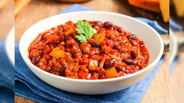 Video thumbnail for How to Make Perfect Beef Chili_ Step-by-Step Guide