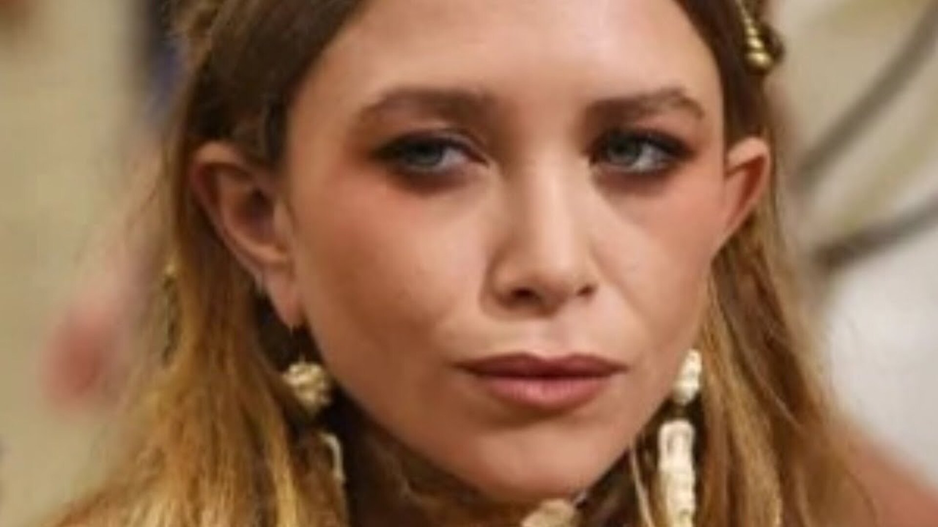 Video thumbnail for Celebs That Are Strangely Connected To Other Celebrity Deaths