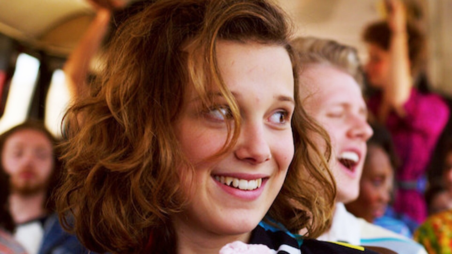 Video thumbnail for Rules The Stranger Things Kids Had To Follow On Set