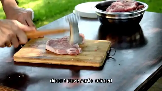 Video thumbnail for cowboy beans recipe