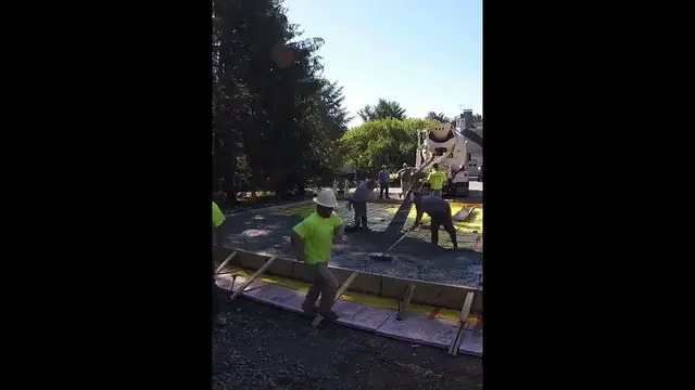 Video thumbnail for POURING CONCRETE #Shorts