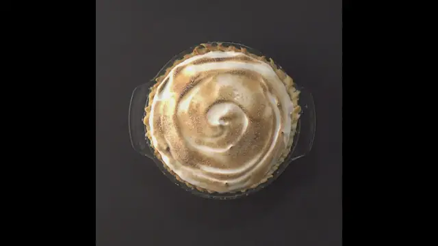 Video thumbnail for Vegan Lemon Meringue Pie
