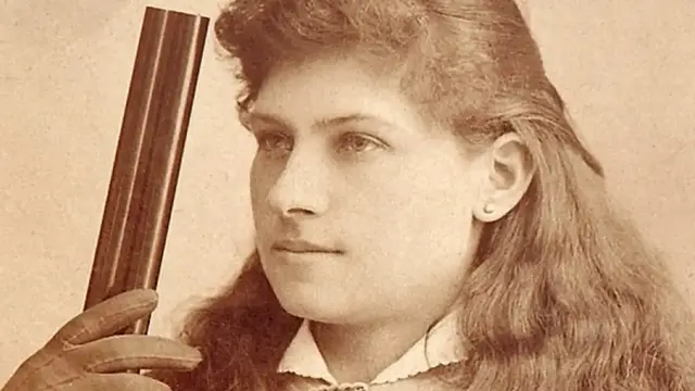 'Video thumbnail for Tragic Details About Annie Oakley'