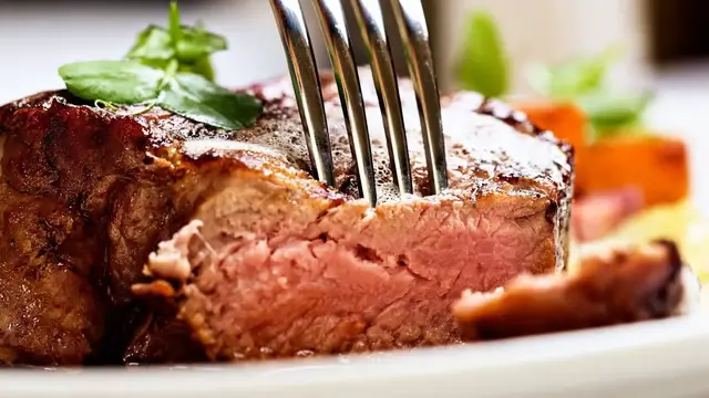 Video thumbnail for The Foolproof Way To Get Tender Steak Every Time