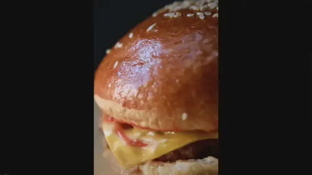 'Video thumbnail for Burger Käse'