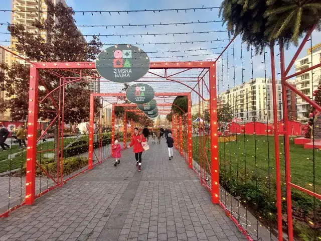'Video thumbnail for Belgrade Christmas Market Tour 2024/2025, "Winter Fairytale" at Belgrade Waterfront'
