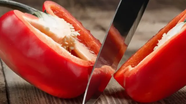 'Video thumbnail for Huge Mistakes Everyone Makes When Prepping Vegetables'