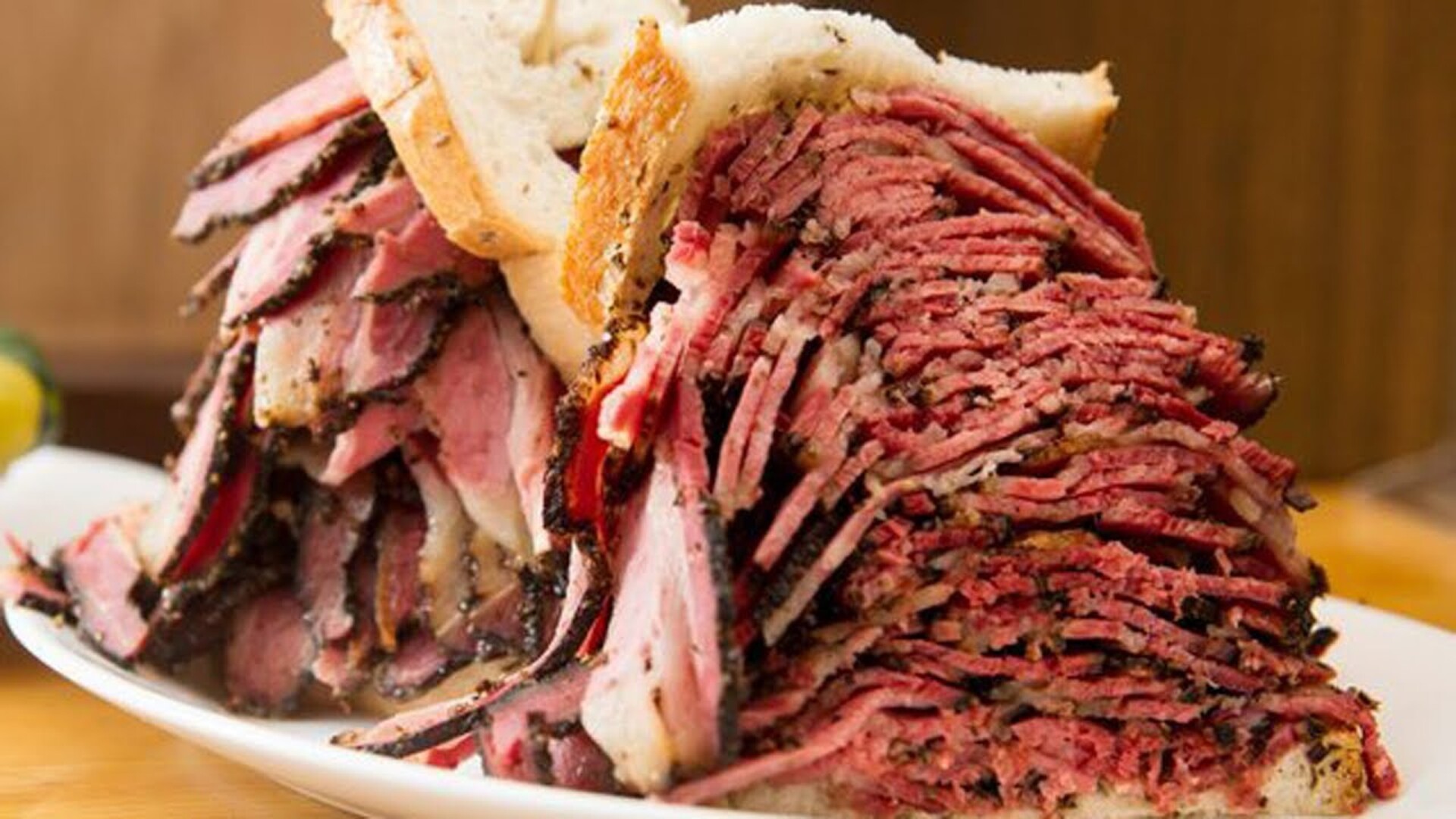 Video thumbnail for Iconic Restaurants You'll Sadly Never Get To Eat At