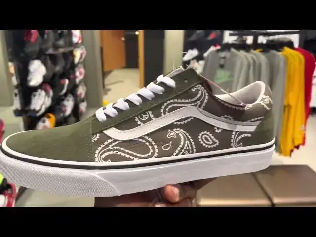 Video thumbnail for Quick Look At The Vans Old Skool Green Paisley + Where To Buy