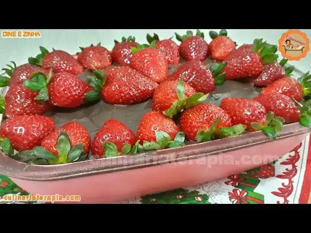 Video thumbnail for Como Fazer Sobremesa Sensação com Cobertura de Chocolate