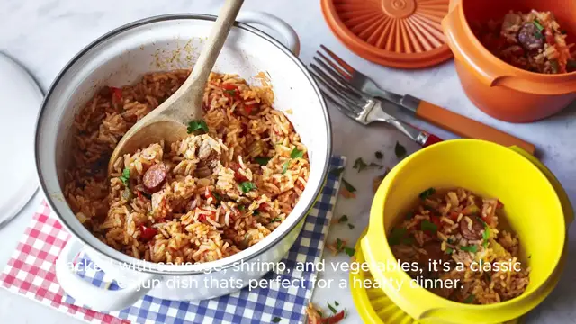 Video thumbnail for easy jambalaya recipe