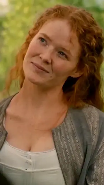 Video thumbnail for What Ma Ingalls Of Netflix's Little House On The Prairie Looks Like In Real Life