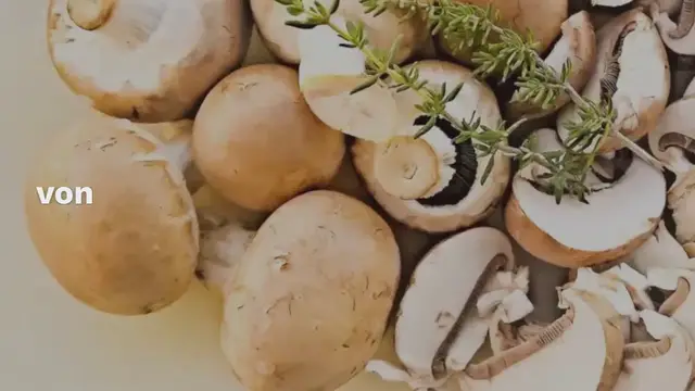 Video thumbnail for EINGELEGTE CHAMPIGNONS IN BALSAMICO-ESSIG