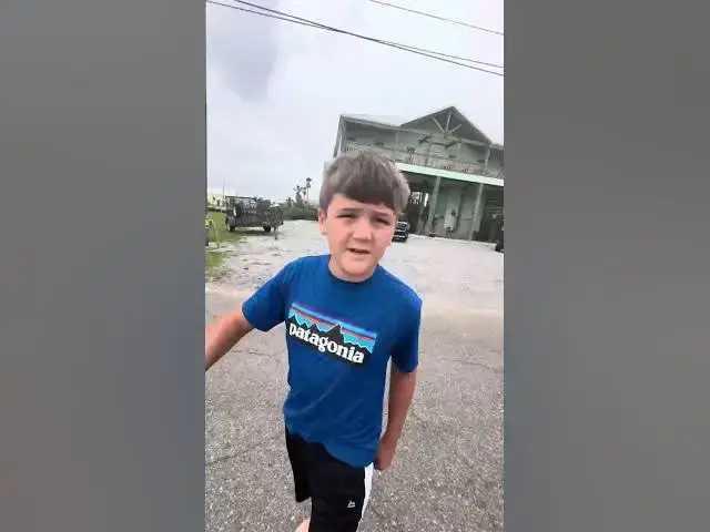 Video thumbnail for Ding dong ditching on vacation (ft.my friend)