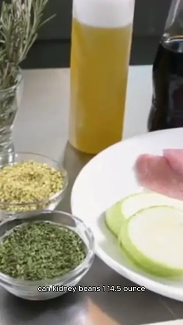 Video thumbnail for BASIC CHILE RECIPE