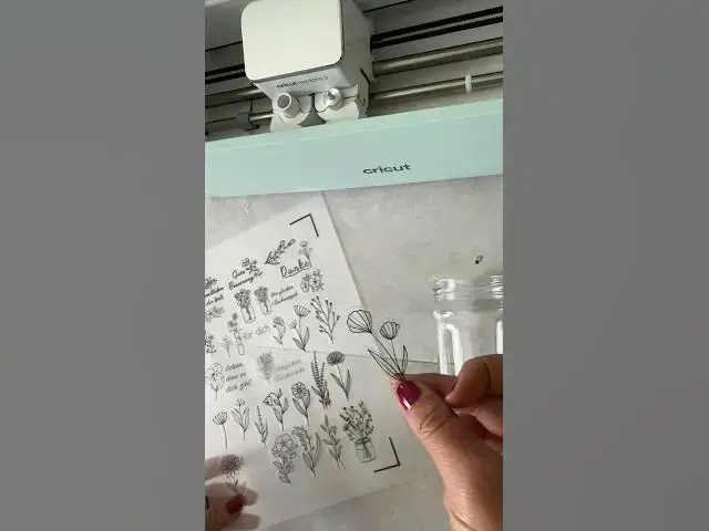 Video thumbnail for #Sticker selber machen mit #Cricut Explore 3 #stickers #aufkleber