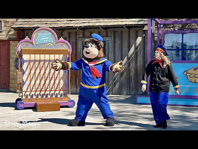 Video thumbnail for Boysen Bear's Pie Kitchen Games | 2026 Knott's Boysenberry Festival  4K