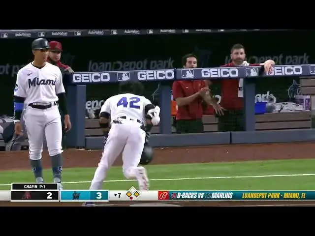 'Video thumbnail for Luis Arraez DRIVES a GO-AHEAD RBI Single! | Miami Marlins | 4/15/2023'
