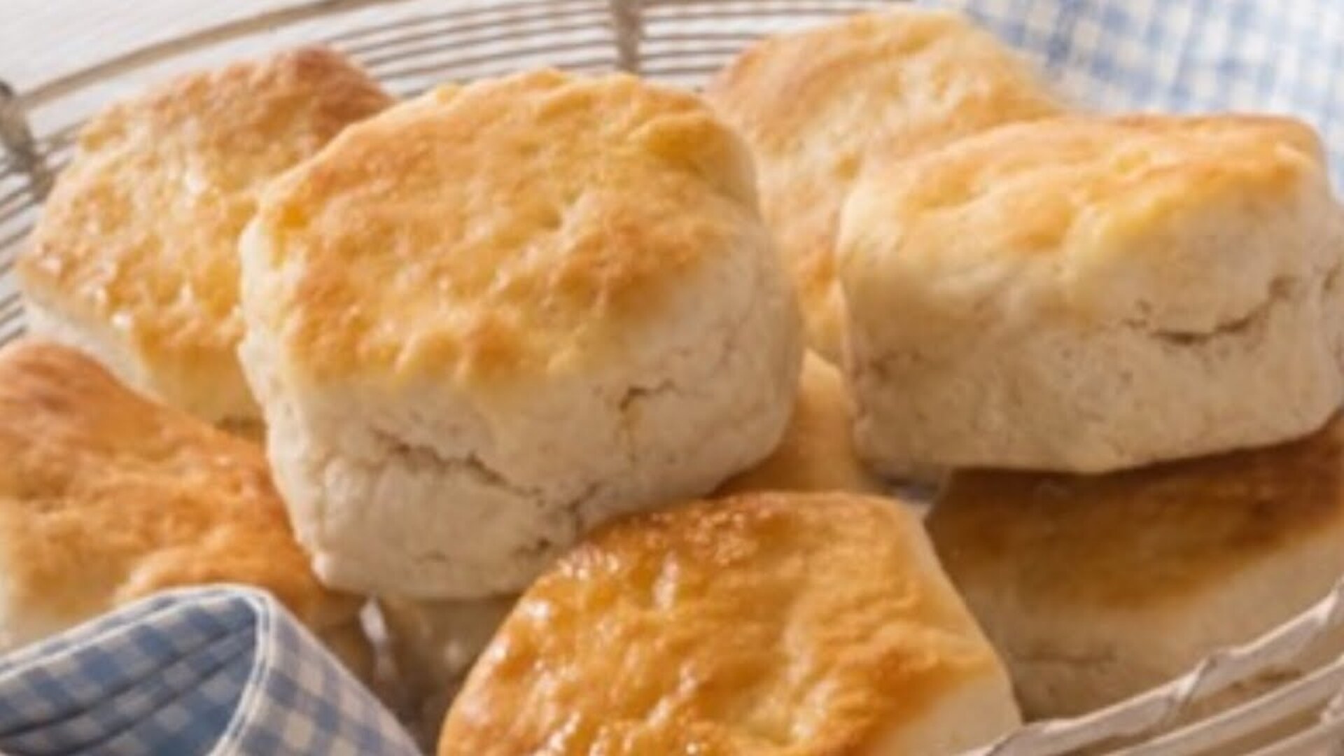 Video thumbnail for The Real Reason Why Cracker Barrel Biscuits Are So Good
