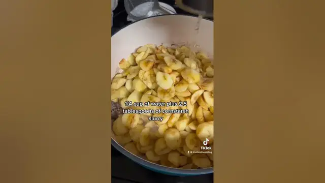 'Video thumbnail for Homemade apple pie filling that’s super easy to make'
