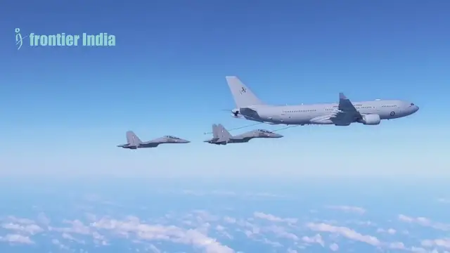 Video thumbnail for Royal Australian Air Force MRTT mid air refueling Indian Air Force Su-30 MKI