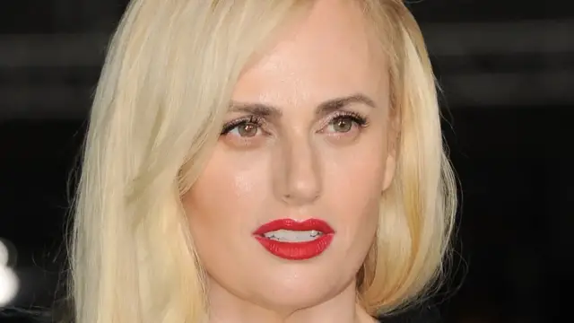 Video thumbnail for Celebs Called Out After Flip-Flopping On Hollywood Beauty Norms