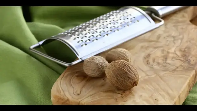 Video thumbnail for Grinding Whole Nutmeg, Amazing 3 Tools That You Can Use To Do It