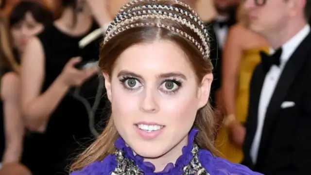 'Video thumbnail for Awkward Princess Beatrice Moments That Were Caught By Millions'