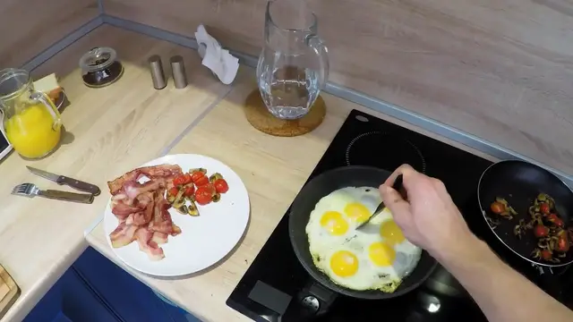 Video thumbnail for You May Be Making Your Eggs In The Wrong Type Of Pan