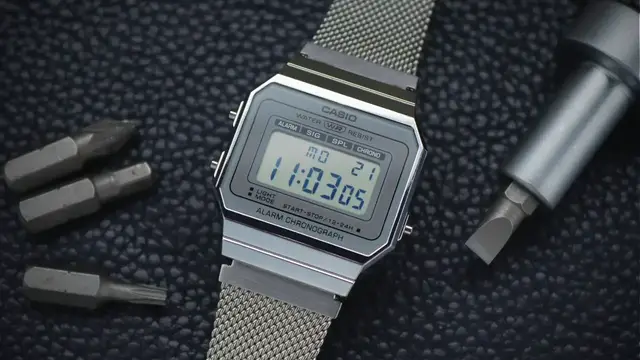 Video thumbnail for 6 Months With The Thinnest Casio Watch - Is The A700 Holding Up?