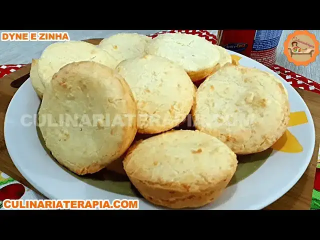 Video thumbnail for Pão de Queijo Super Fácil com Requeijão