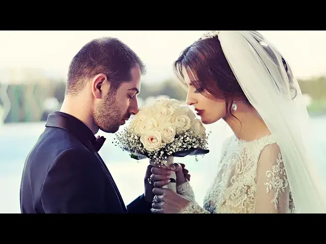 Video thumbnail for Green Card por matrimonio: video blog