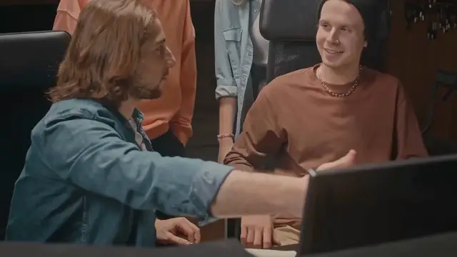 Video thumbnail for Upcrate Monthly Mystery Art Supplies Box Honest Review & Unboxing