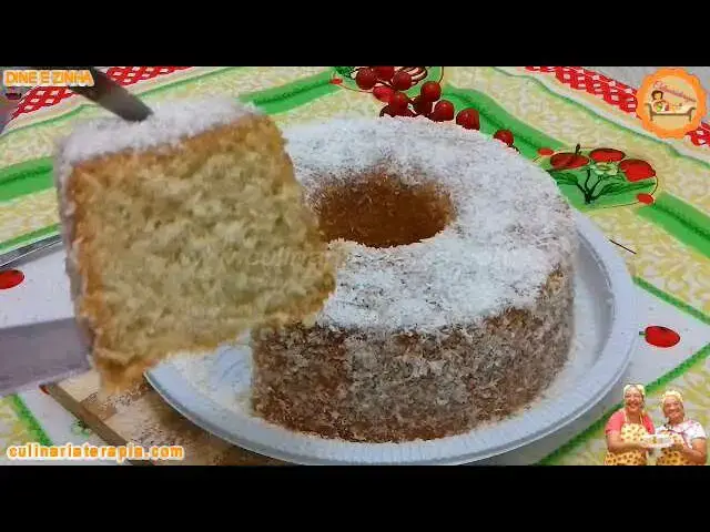 Video thumbnail for Bolo Caseiro de Coco sem Lactose - Culinária Terapia por Dyne e Zinha
