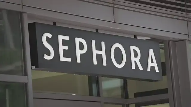 Video thumbnail for Everyone Talks How Sephora Revolutionized Makeup Consumption? 2022