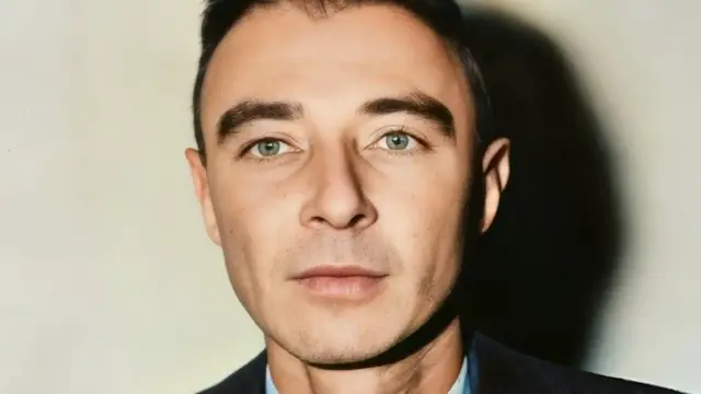 Video thumbnail for The Tragic Life Of Oppenheimer, Creator Of The Atomic Bomb