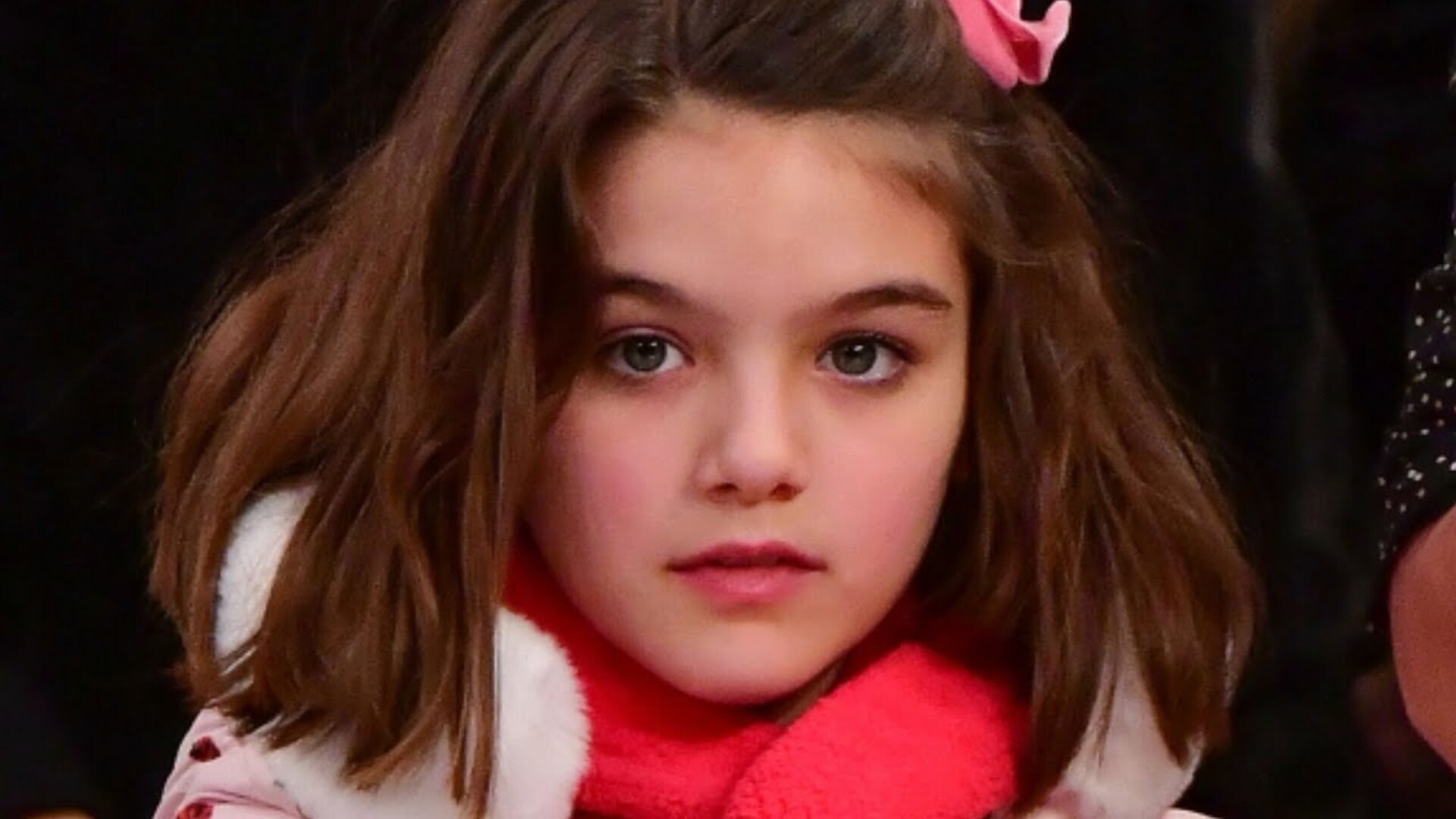 Video thumbnail for The Lavish Life Of Suri Cruise